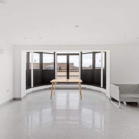 Long Letting - Luxurious 3 Bedroom Penthouse In City Centre - Parking Included! Chelmsford Zewnętrze zdjęcie